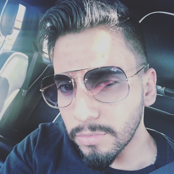 Meet your Posher, David - Picture 1 of 1